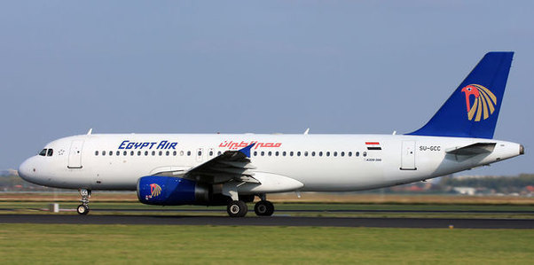 Kriminalistlər “EgyptAir” təyyarəsinin göyərtəsində partlayışın olduğunu bildirdilər