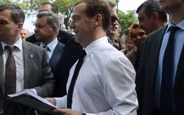 “Pul yoxdur, möhkəm olun”