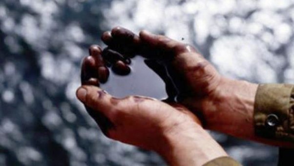 Azərbaycan nefti ucuzlaşıb