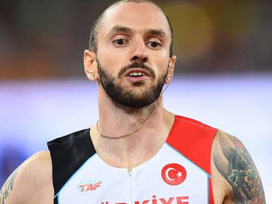 Rio-2016: Türkiyəni təmsil edən azərbaycanlı yarımfinala yüksəldi