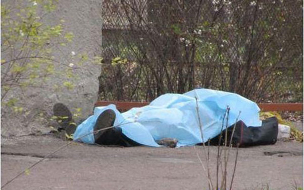 67 yaşlı kişi damdan yıxılıb öldü