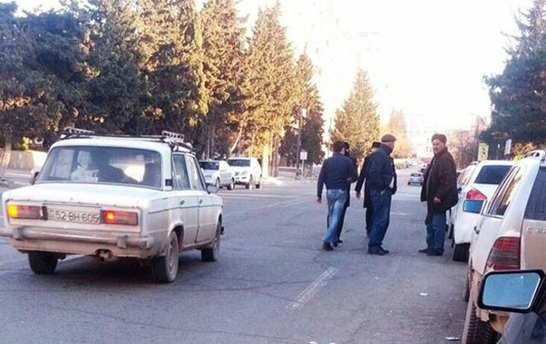 Bilgəhdə qadının iştirakı ilə kütləvi dava