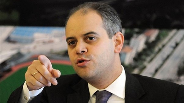 Türkiyədə nazirin biznesmen qohumu