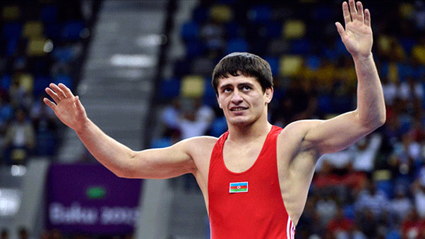 Çunayev ilk görüşündə qələbə qazandı