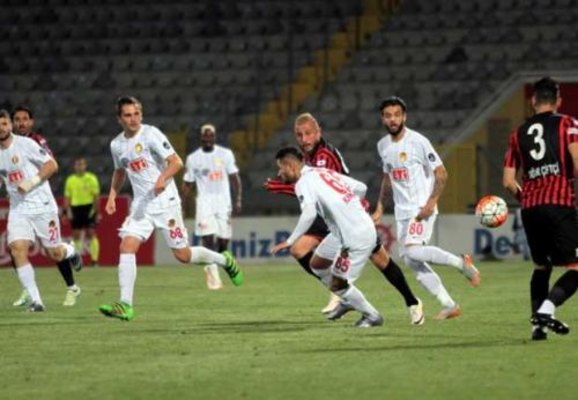 Superliqanı tərk edən klublar bəlli oldu