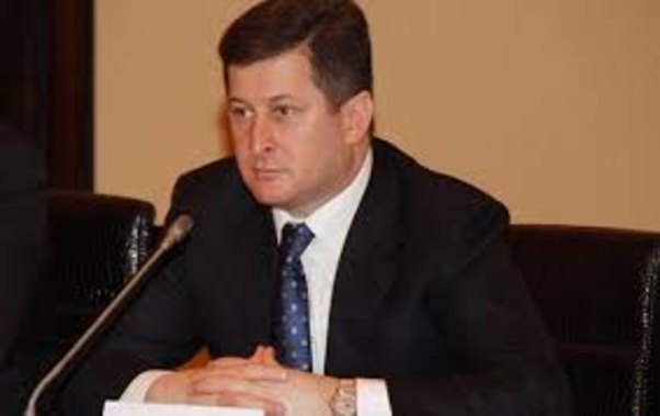 Prezident Kərəm Həsənovun səlahiyyətini niyə aldı?