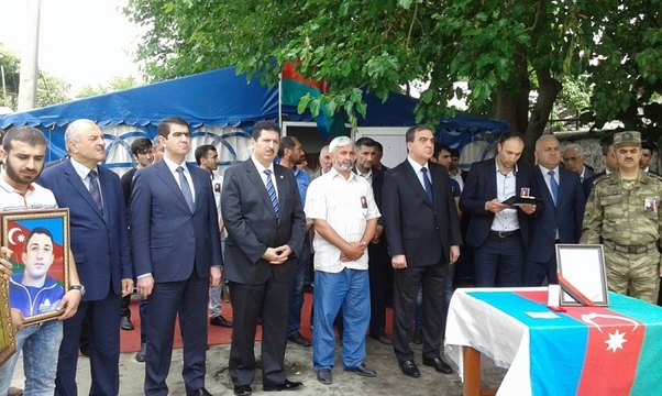 `Vətən uğrunda ölmək şərəfdir`