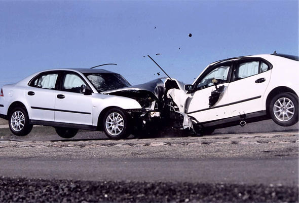 Bakıda zəncirvarı qəza: Yaralı var