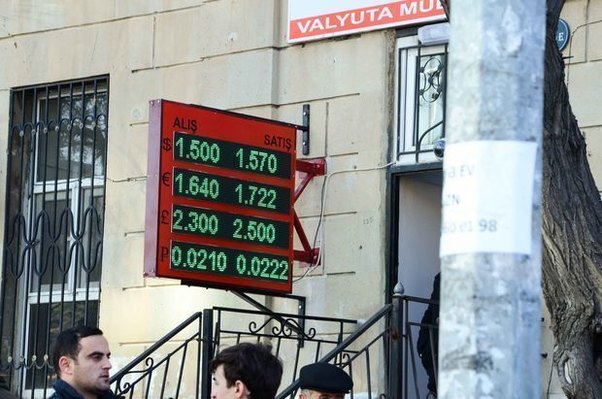 Bakının qanunsuz valyutadəyişmə məntəqələri