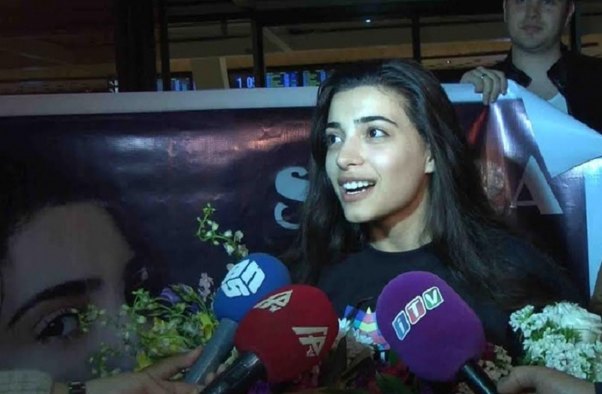 `Geyimimdə qüsur görmürəm`