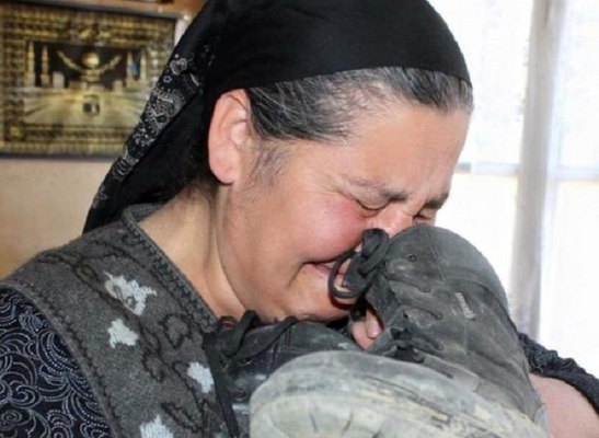 `Ana, çəkmələrimi Qarabağ azad olunandan sonra təmizlə`