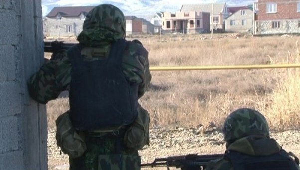 Dərbənddə atışma: