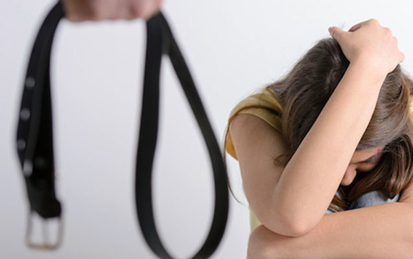 Bakıda 22 yaşlı qız gecəyarısı küçədə döyüldü