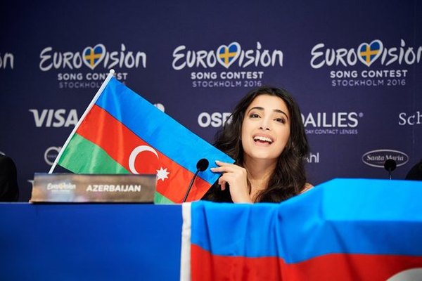 “Eurovision”da Qarabağdan danışan azərbaycanlının sözünü kəsdilər