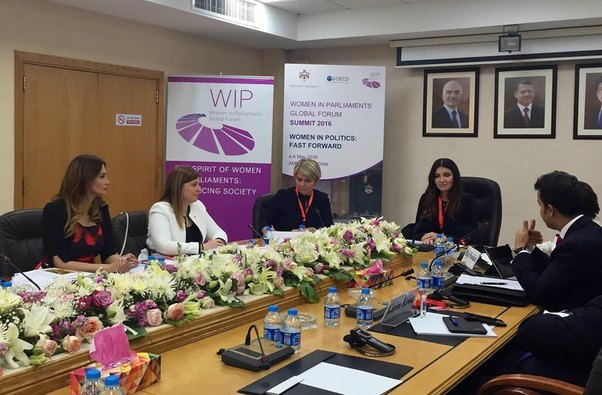 Millət vəkili Beynəlxalq Qadın Forumunda Azərbaycan qadınlarından danışıb