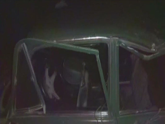 Maşın dərəyə aşdı: