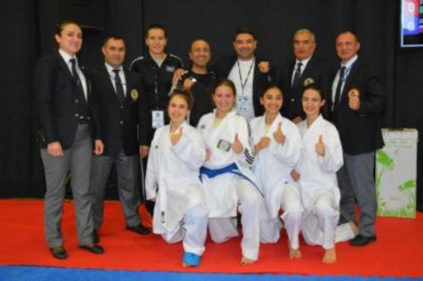 Karateçi qızlarımız