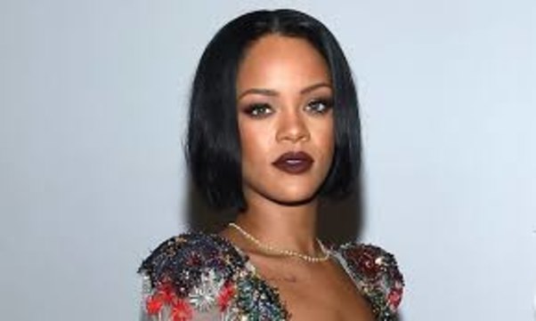 Rihanna onunla sevgili imiş
