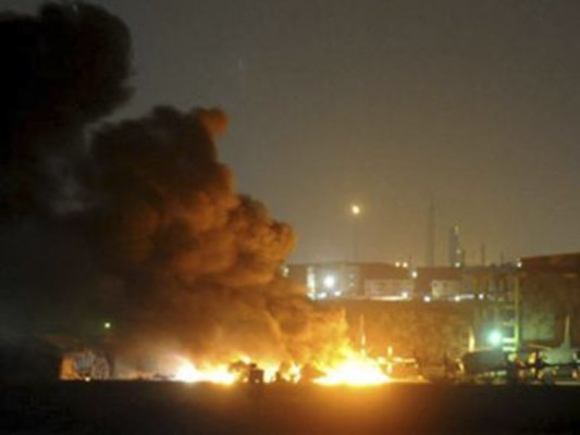 Çadır düşərgəsi bombalandı