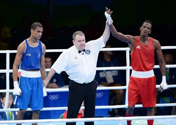 Sotomayor növbəti mərhələdə, bayraqdarımız uduzdu