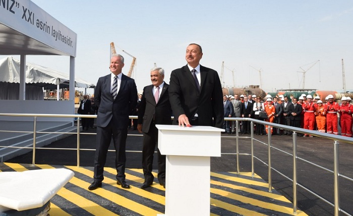 Prezident mühüm mərasimdə - FOTOLAR