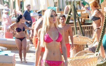 Müəllim dənizə getdi, türk kişilər