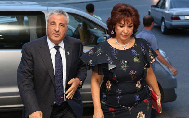 Tağı Əhmədov xanımı ilə toyda — FOTO