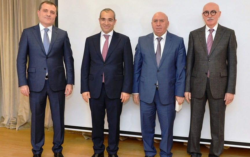 Elnur Aslanovla Elşad İskəndərovun nazir müavini olan qohumları - Adlar