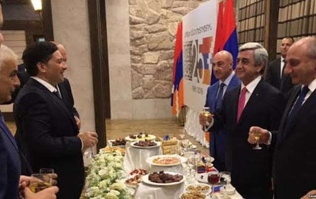 Sarkisyanın Qarabağda çəkilən bu fotosu - Qalmaqal yaratdı