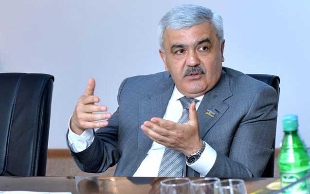 “Onlara qarşı oynamaq o qədər də asan deyil” - Rövnəq Abdullayev