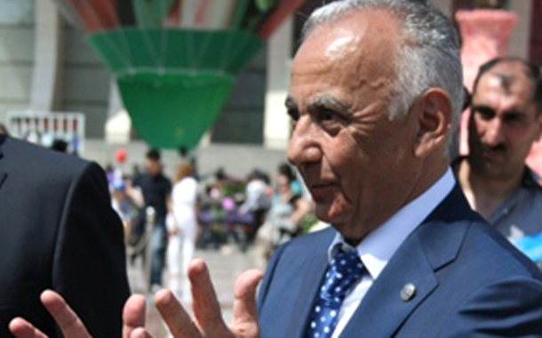 Hacıbala Abutalıbov rəisi işdən çıxardı