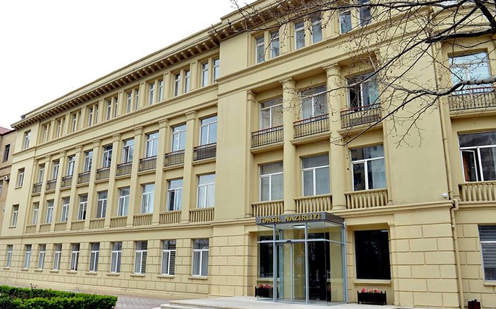 Nazirlikdən 30 min şagirdlə bağlı - Açıqlama