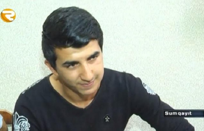 21 yaşlı tələbə bibisinin evini yardı - Video