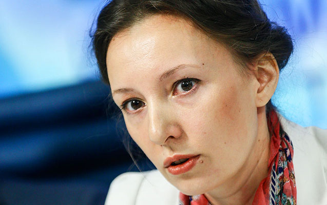 Putin 6 uşaq anasını ombudsman təyin etdi - Fotolar