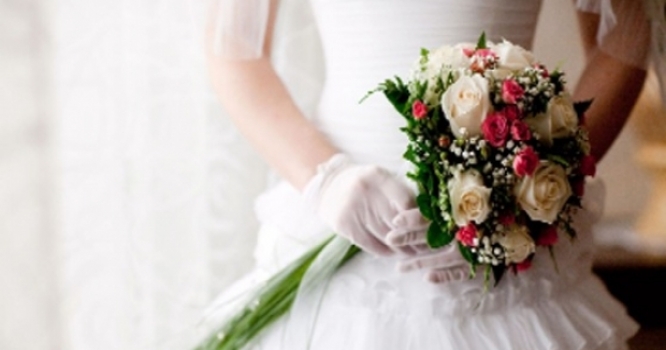 Azərbaycanlı gəlindən toy günü möhtəşəm ifa - VİDEO