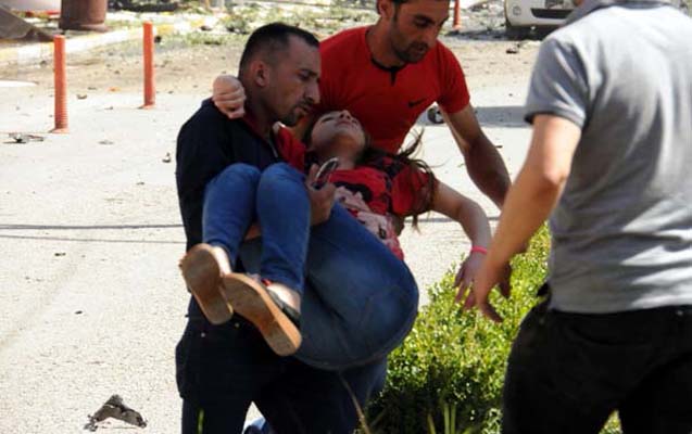 PKK Ərdoğanın partiyasının binasını partlatdı - 48 yaralı