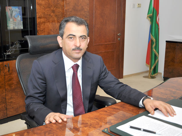 “Azərsu” fəhlələrin maaşını kəsdi: Şikayət edəni işdən qovurlar