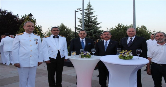 Azərbaycanın Türkiyədəki sabiq hərbi attaşesinə cinayət işi açılıb