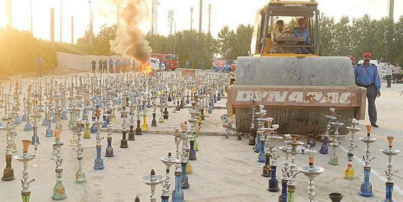 Bu ölkədə 8000 sulu qəlyan məhv edildi - FOTO