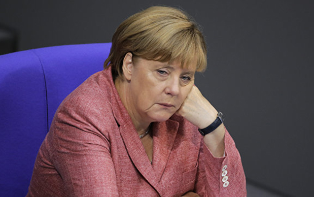 Merkelin partiyası seçkidə uduzdu - Rekord aşağı səslə