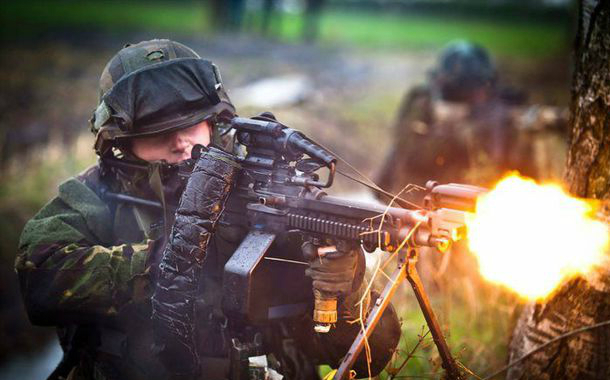 Düşmən iriçaplı pulemyotlardan mövqelərimizi atəşə tutub