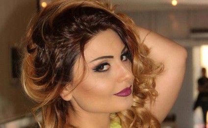 İş adamından hamilə olduğu deyilən müğənni: