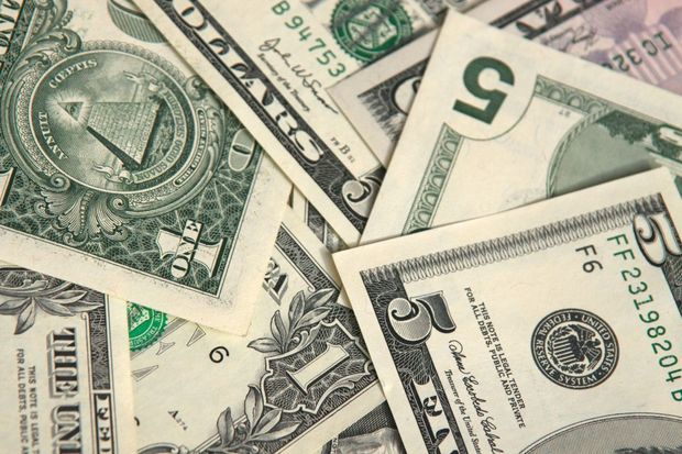 Dolların məzənnəsi dəyişmədi