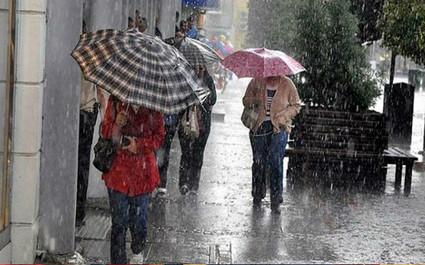 Azərbaycana sulu qar yağdı