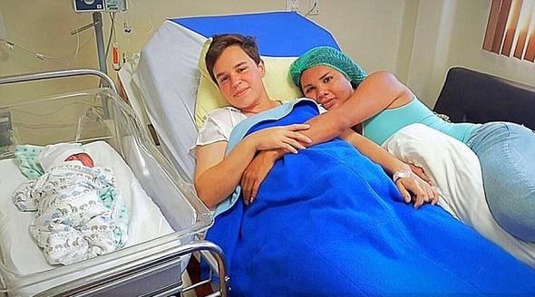 Trans cütlüyün övladı dünyaya gəldi – fotolar