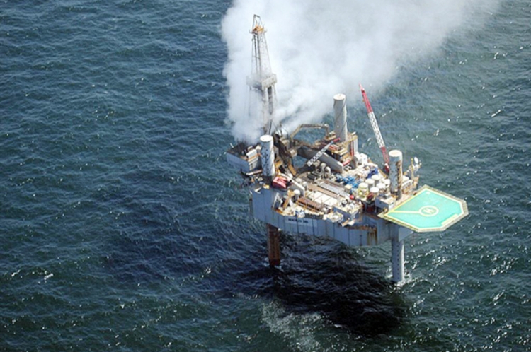 “Günəşli” yatağında qaz quyusunda yanğın olub