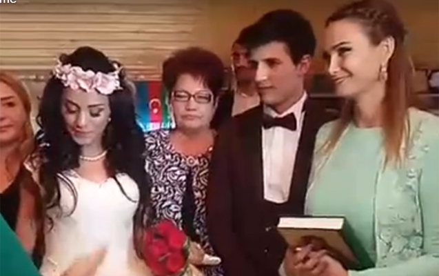 Deputatın evindən gəlin köçdü... - Video + FOTO