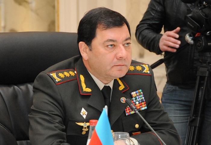 Nəcməddin Sadıkov Rusiyaya gedib