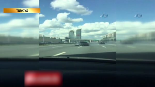 Yolun ortasinda şou göstərdilər - Toy karvani - VİDEO