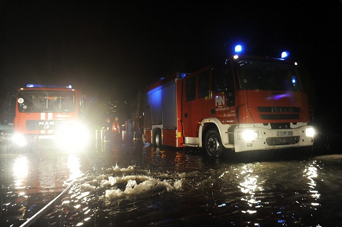 FHN 35 nəfəri xilas etdi - Yenilənib